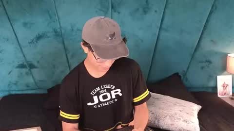 Aaron Ezequiel online show from 05.01.26
