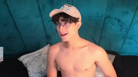 Aaron Ezequiel online show from 05.06.26