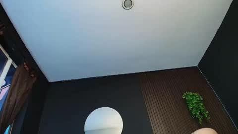 Snapshot of aaron_jassell1 chatting on 10.04.25 Aaron and Jassell online show from 10.04.25