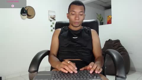 Heyy my name is Aaron online show from 09.18.25