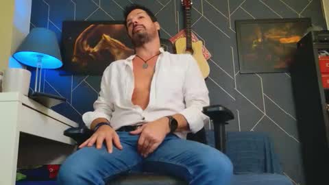 Aaron online show from 10.09.25