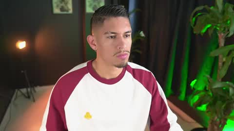 AARON  online show from 04.09.26