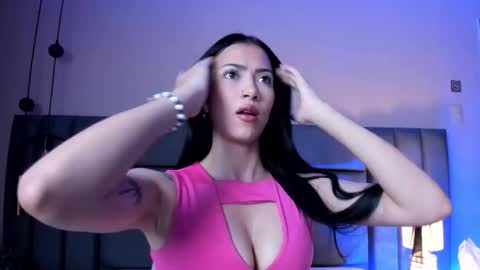 Abbie Joness online show from 11.20.25