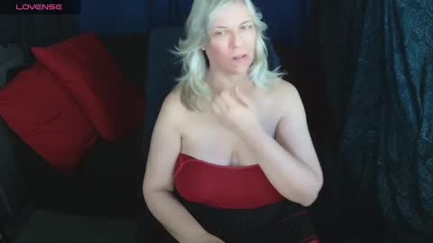 AbbiNatural online show from 04.12.26