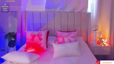 Snapshot of abby_blue01 chatting on 02.25.26 abby_blue01 online show from 02.25.26