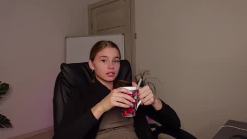 ABBY LAKER online show from 12.04.24