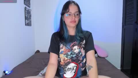 Snapshot of abby_saenz01 chatting on 09.09.25 Abby Saenz online show from 09.09.25