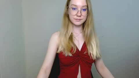 Abby Lovense is active online show from 03.11.26