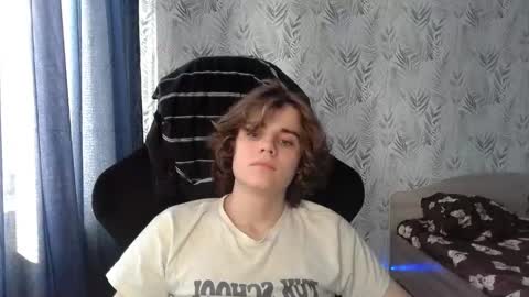 Snapshot of abbysal_blade chatting on 02.01.25 abbysal_blade online show from 02.01.25