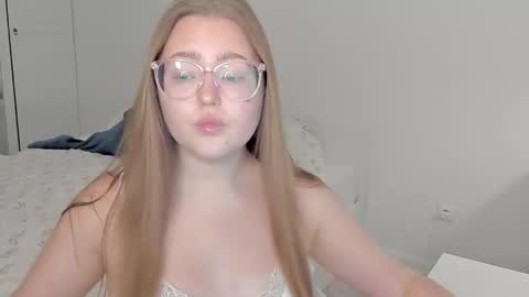 Abby    Stream at Sat  Sun  Mon  Fri online show from 11.30.25