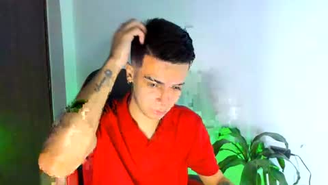 Snapshot of abelasburgo chatting on 06.23.26 Independence model AbelAsburgo online show from 06.23.26