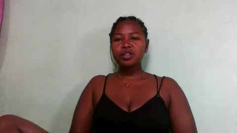 Snapshot of abella677022 chatting on 03.15.26 abella677022 online show from 03.15.26