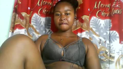 Snapshot of abella677022 chatting on 06.07.26 abella677022 online show from 06.07.26