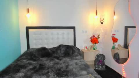  Abella and Kendra  online show from 10.21.25