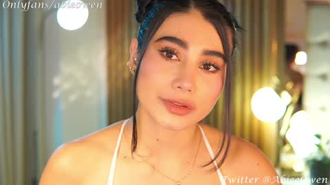 abie_owen online show from 02.05.25