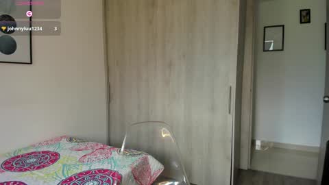 Snapshot of abigail_w chatting on 03.08.25 abigail online show from 03.08.25