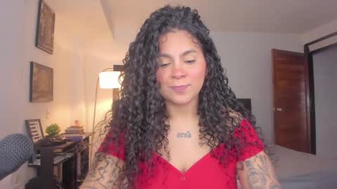 Snapshot of abigaill_13 chatting on 01.08.25 Abigail online show from 01.08.25