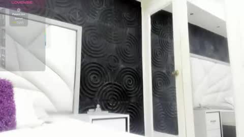 Abigail online show from 11.20.25