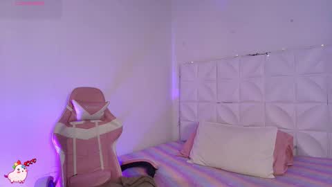 Abril  online show from 02.19.26