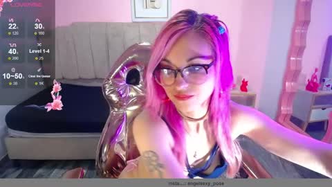 Snapshot of abril_ch_ chatting on 10.21.25 abril_ch_ online show from 10.21.25