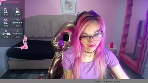 Snapshot of abril_ch_ chatting on 11.04.25 abril_ch_ online show from 11.04.25