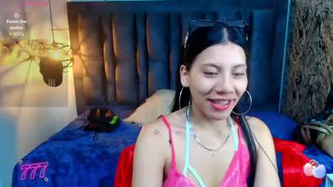 Abril Fox online show from 06.13.26