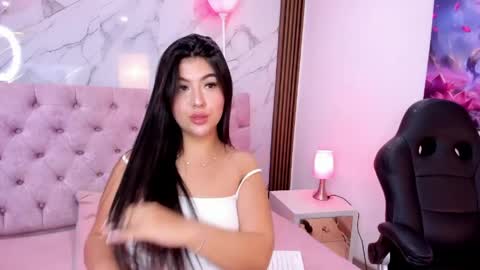 Abril online show from 04.04.26