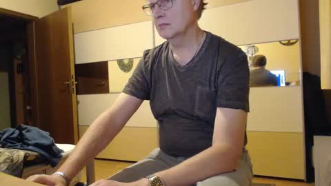 Snapshot of ach471 chatting on 12.10.24 ach471 online show from 12.10.24