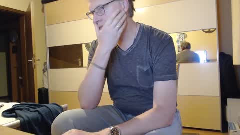 Snapshot of ach471 chatting on 12.11.24 ach471 online show from 12.11.24