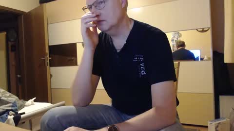 Snapshot of ach471 chatting on 01.03.25 ach471 online show from 01.03.25