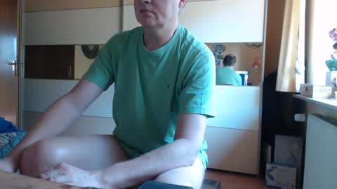 Snapshot of ach471 chatting on 03.09.25 ach471 online show from 03.09.25