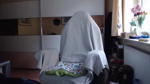 Snapshot of ach471 chatting on 11.05.25 ach471 online show from 11.05.25