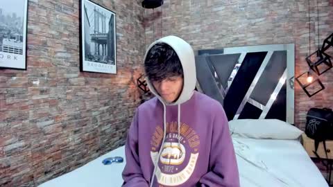 Snapshot of acidmilo chatting on 12.17.24 Acid Milo online show from 12.17.24