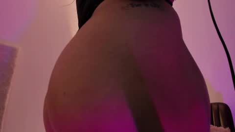 Snapshot of ada_lee1 chatting on 04.29.26 Ada online show from 04.29.26