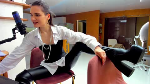 Ada   online show from 12.24.24