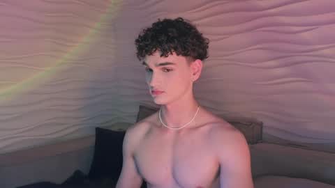 Snapshot of adam_21cm chatting on 12.12.24 Adam online show from 12.12.24