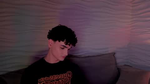 Snapshot of adam_21cm chatting on 03.12.25 Adam online show from 03.12.25