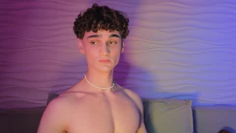 Snapshot of adam_21cm chatting on 10.05.25 Adam online show from 10.05.25