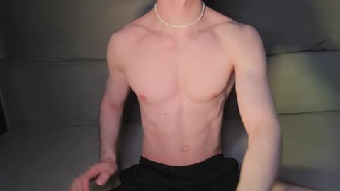 Snapshot of adam_21cm chatting on 11.09.25 Adam online show from 11.09.25