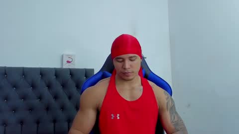 Snapshot of adam_boss chatting on 10.08.25 adam boss online show from 10.08.25