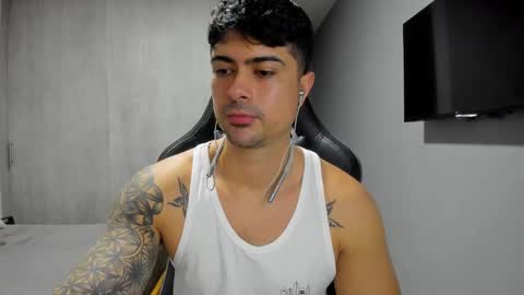 Snapshot of adam_clarke chatting on 02.18.25 adam clarke online show from 02.18.25