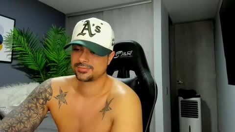 adam clarke online show from 03.11.26