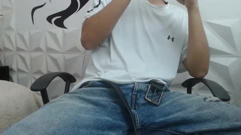 adam_evehotroom online show from 02.14.25