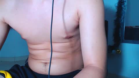 adam hot11 online show from 12.12.24