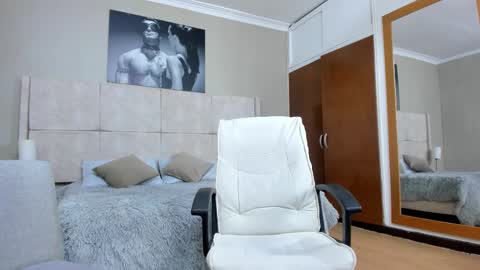 adam_piarse online show from 10.14.25