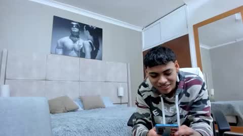 adam_piarse online show from 10.15.25