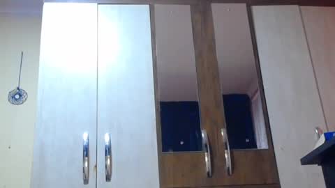 adam shilder7 online show from 03.03.25