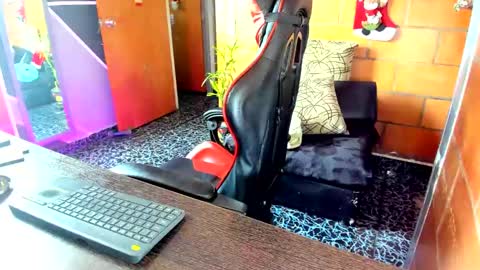 Adam Valencia online show from 12.27.24