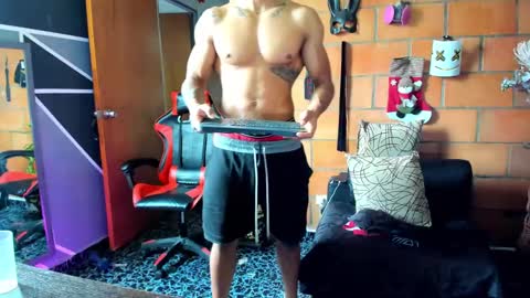 Adam Valencia online show from 02.03.25