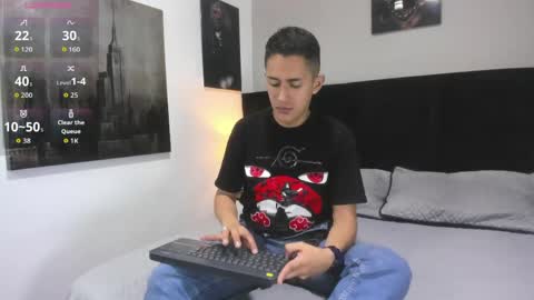adam_walker_1 online show from 05.06.26